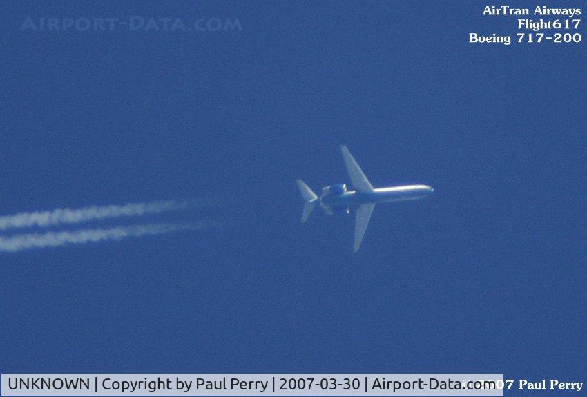 UNKNOWN, Contrails Various C/N Unknown, Yet another AirTran flight over NC
