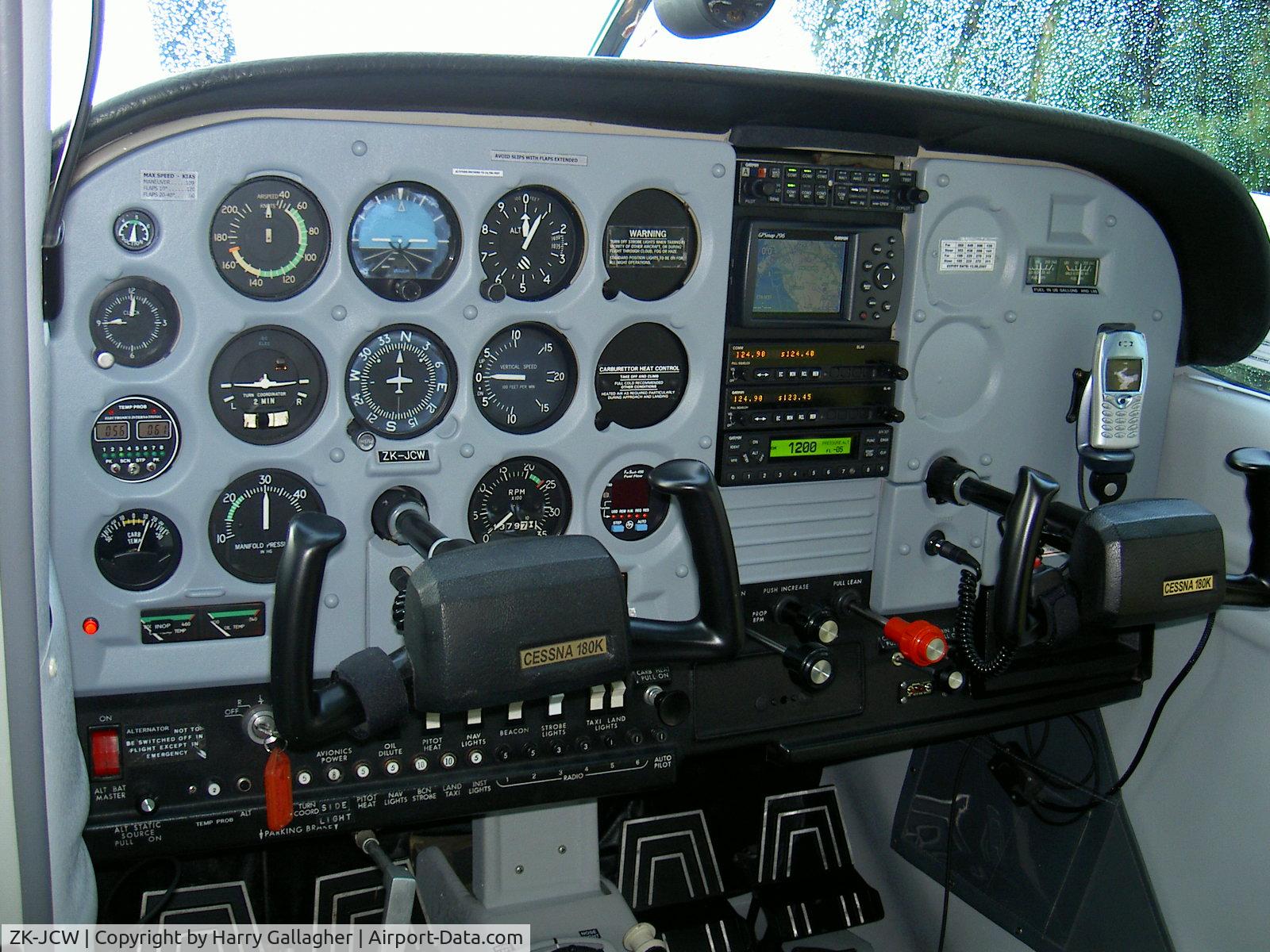 ZK-JCW, 1979 Cessna 180K Skywagon C/N 18053100, ZK-JCW Panel