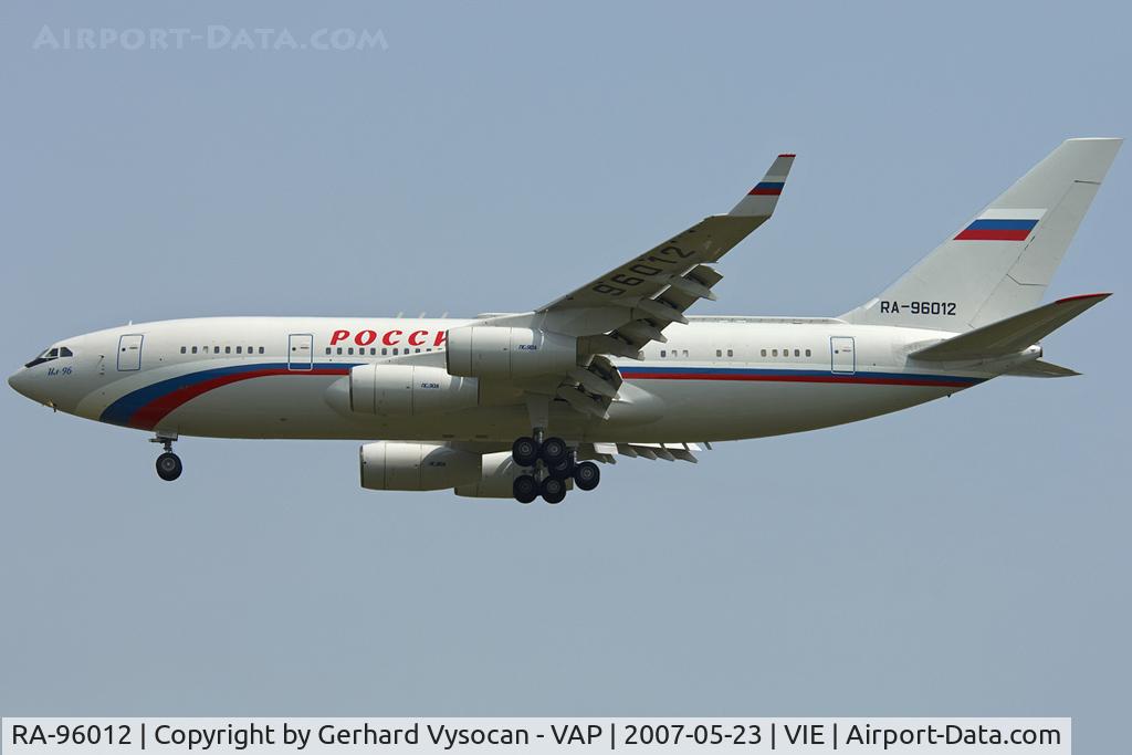 RA-96012, 1994 Ilyushin Il-96-300 C/N 74393201009, Mr. Putin @ Vienna