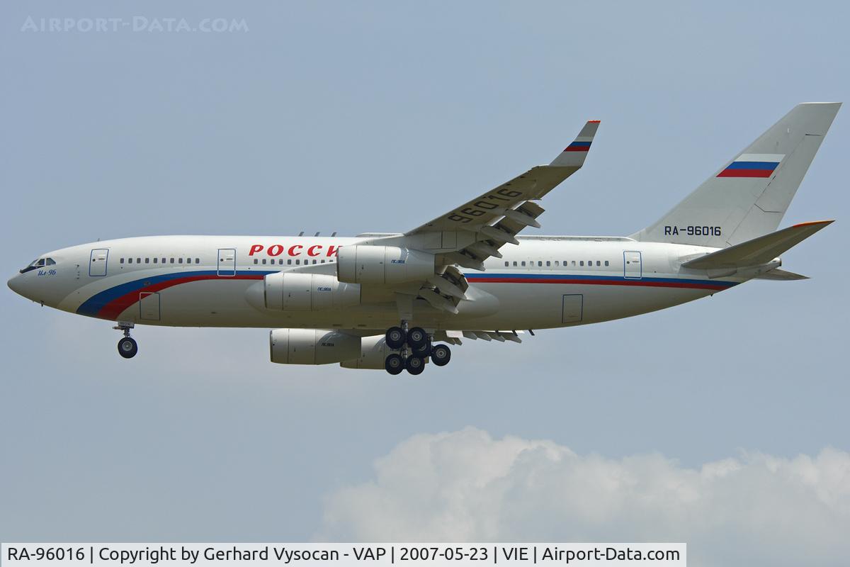 RA-96016, 2004 Ilyushin Il-96-300 C/N 74393202010, Mr.Putin @ Vienna