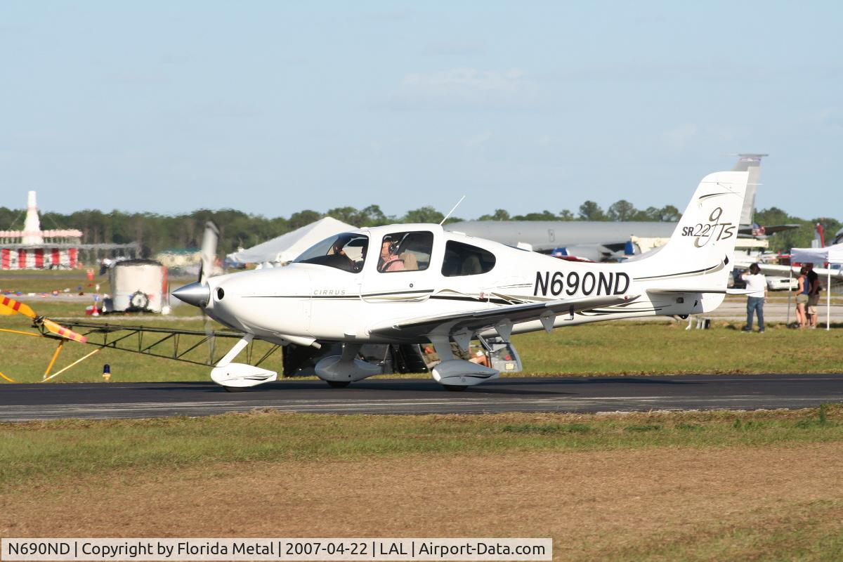 N690ND, 2006 Cirrus SR22 C/N 1851, SR-22