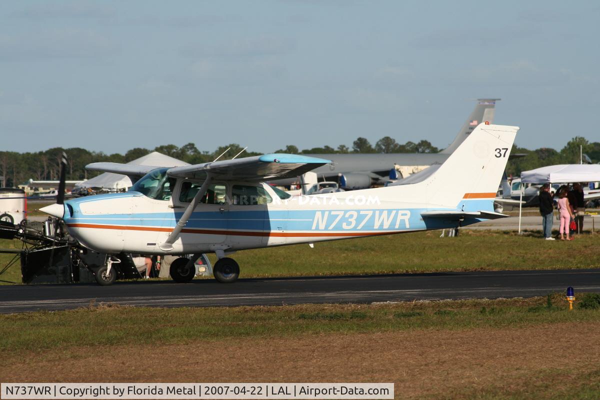 N737WR, 1977 Cessna 172N C/N 17269735, C172N