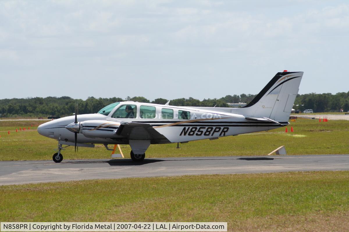 N858PR, 1981 Beech 58 Baron C/N TH-1221, Beech 58