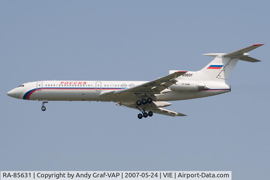 RA-85631, 1987 Tupolev Tu-154M C/N 87A760, Rossia Tu154M