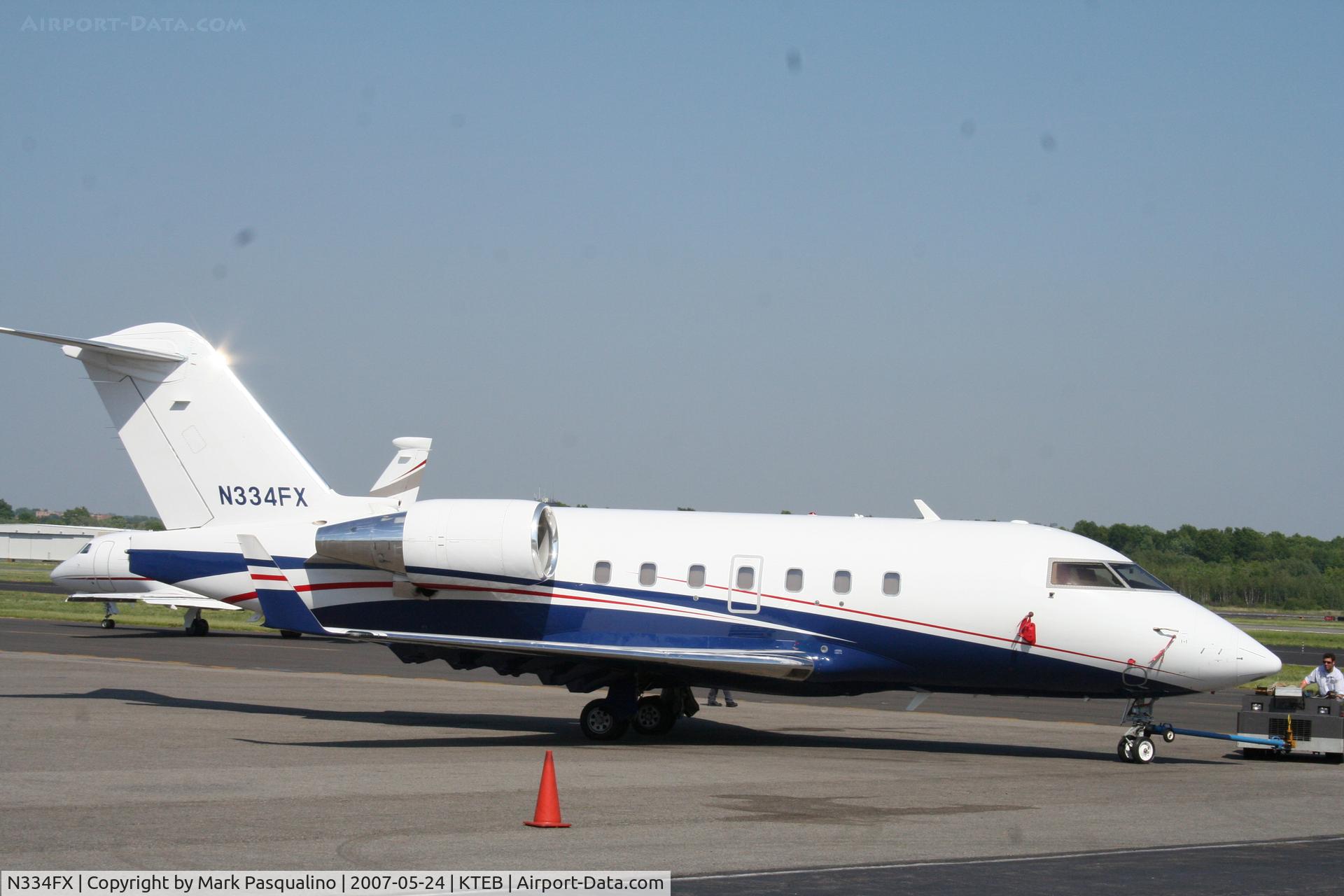 N334FX, 2004 Bombardier Challenger 604 (CL-600-2B16) C/N 5586, CL-600-2B16