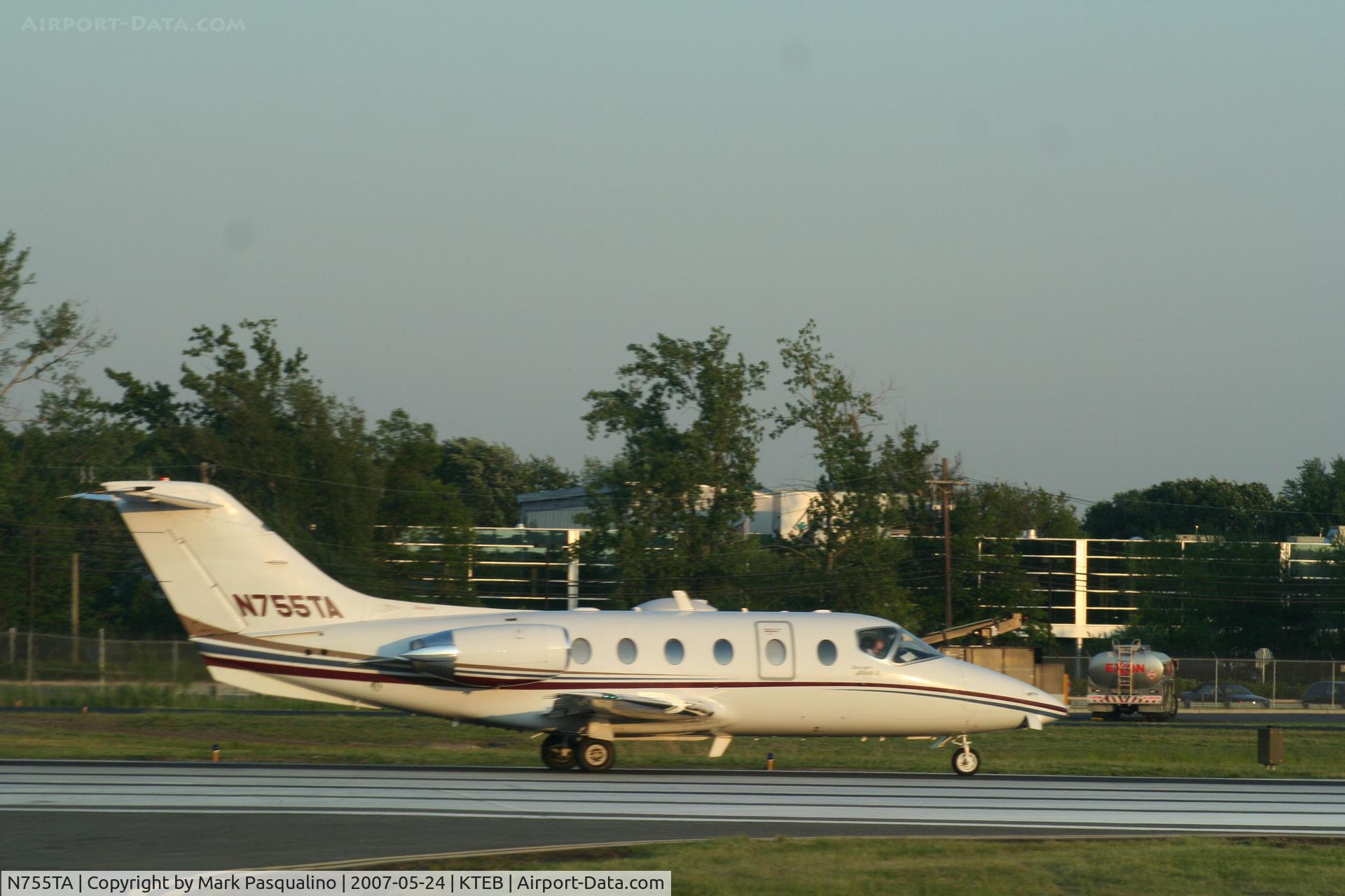 N755TA, 2001 Raytheon Aircraft Company 400A C/N RK-324, Beech 400A