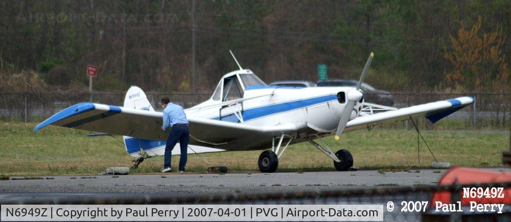 N6949Z, 1964 Piper PA-25-235 C/N 25-2696, Getting ready to secure her
