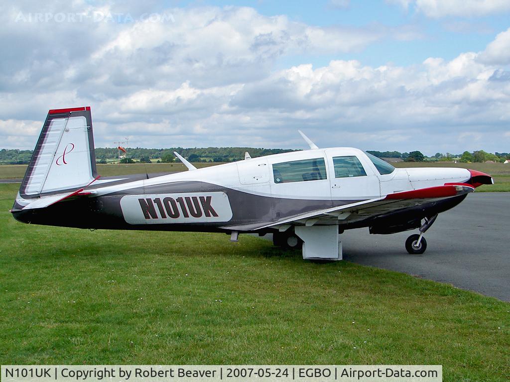 N101UK, 1981 Mooney M20K C/N 25-0631, Mooney M20K 231