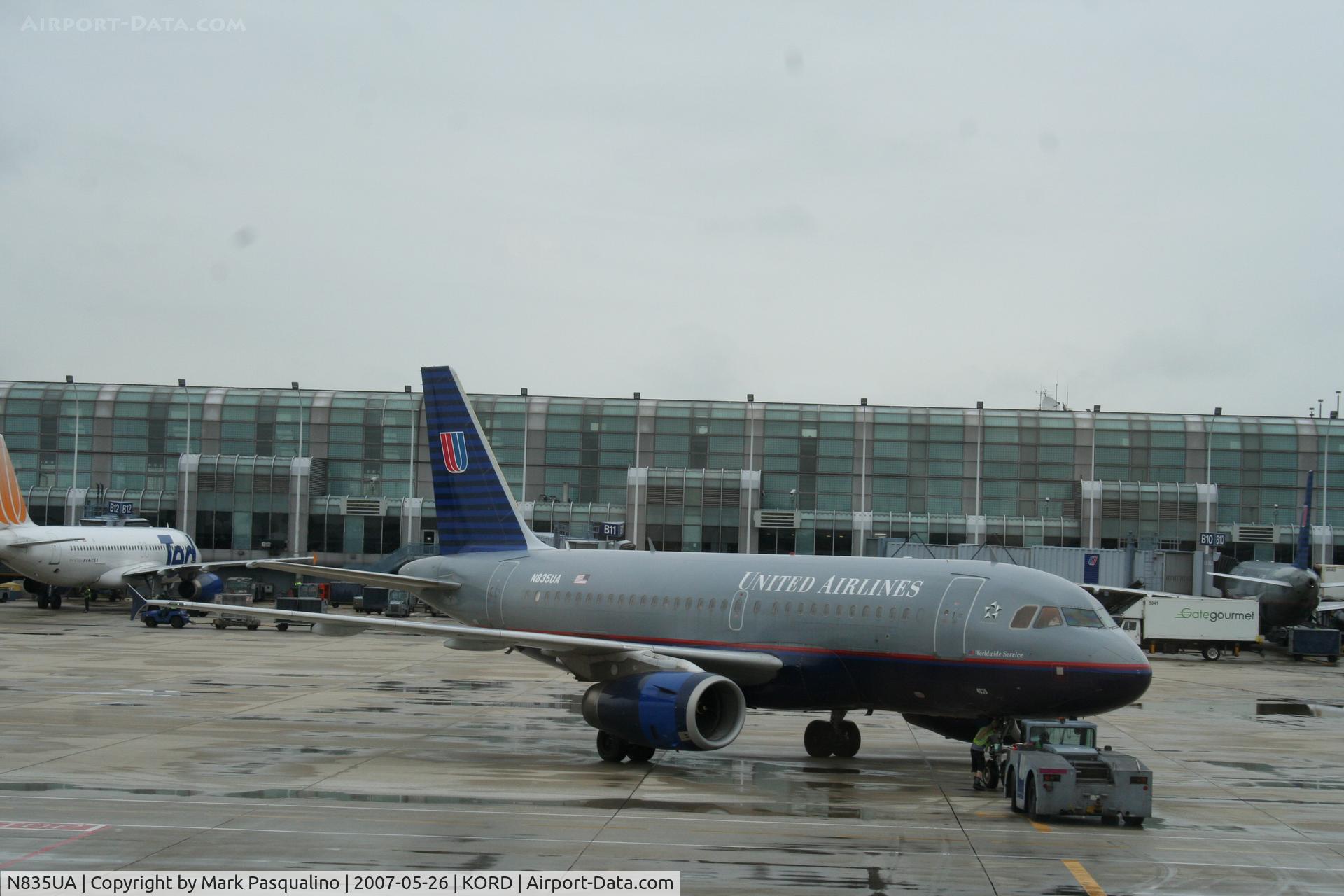 N835UA, 2001 Airbus A319-131 C/N 1426, Airbus A319