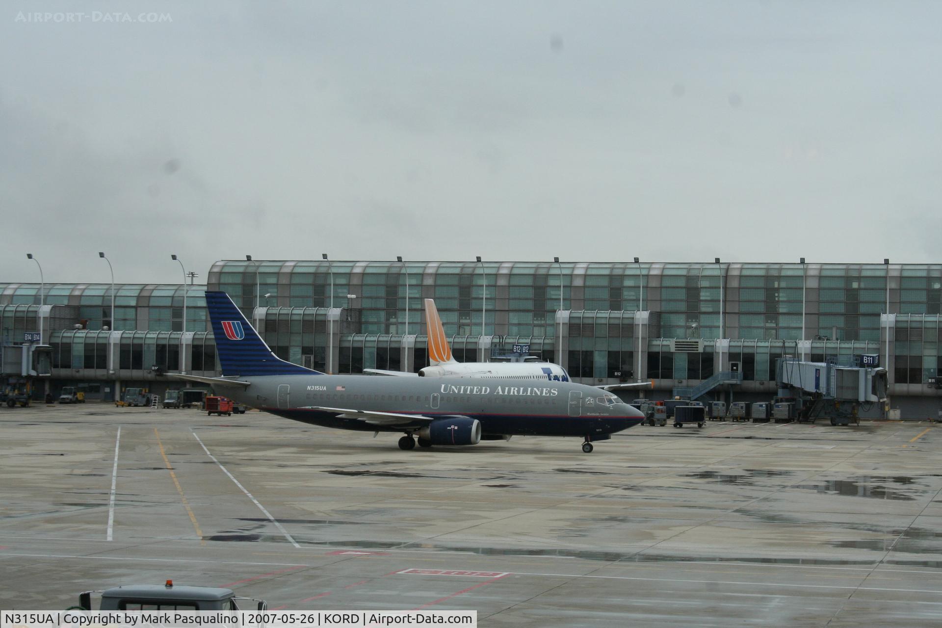 N315UA, 1987 Boeing 737-322 C/N 23947, Boeing 737-300