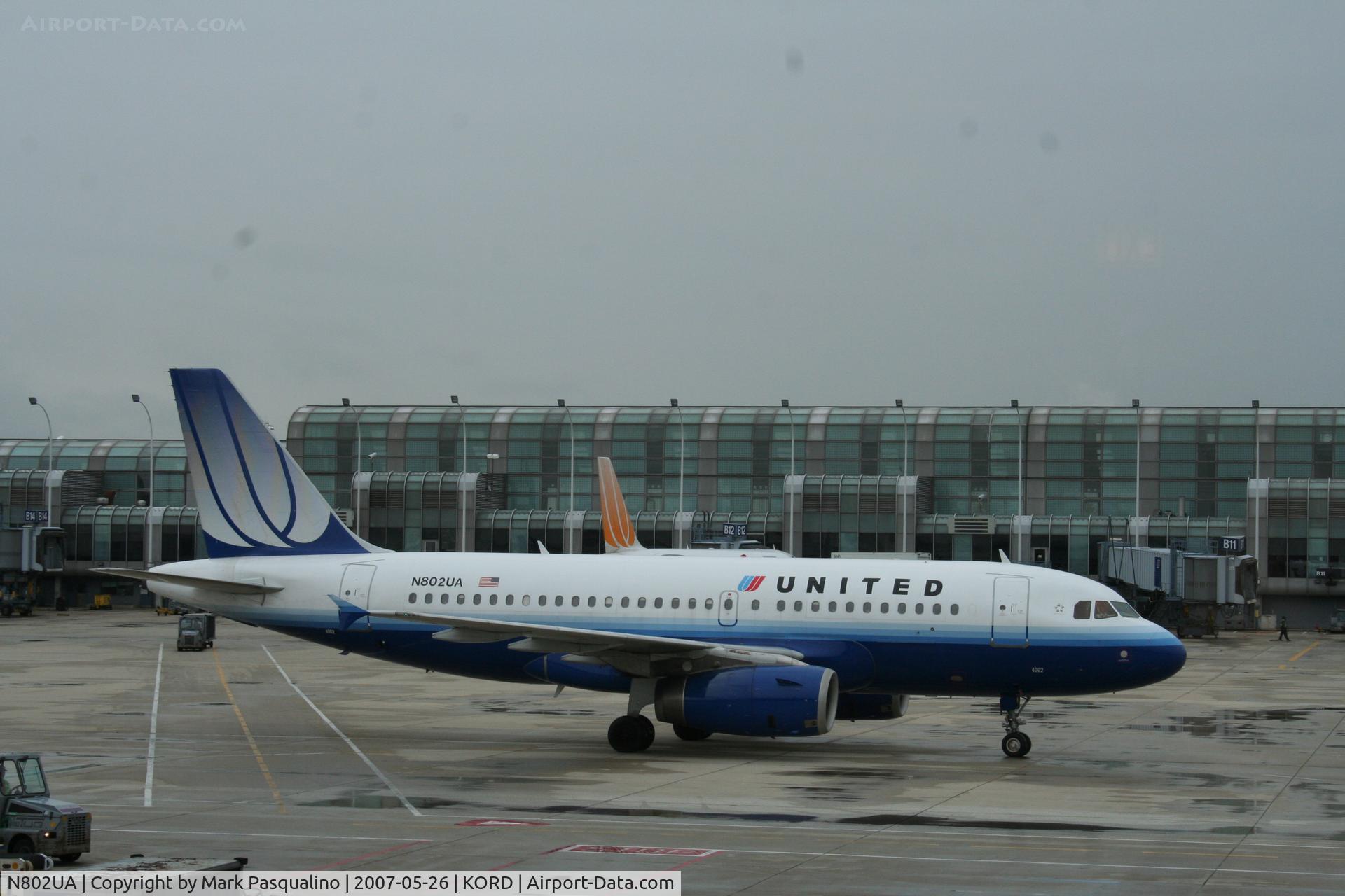 N802UA, 1997 Airbus A319-131 C/N 690, Airbus A319