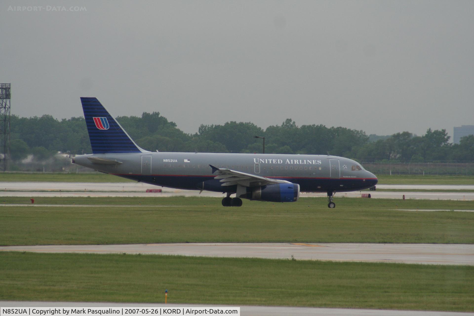 N852UA, 2002 Airbus A319-131 C/N 1671, Airbus A319