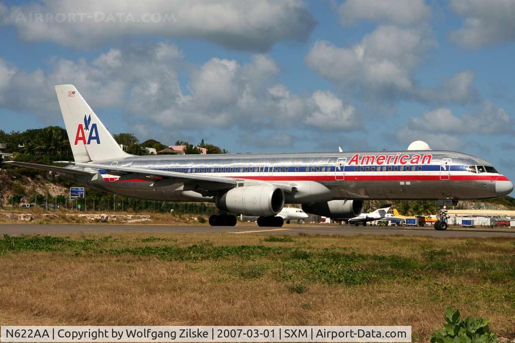 N622AA, 1990 Boeing 757-223 C/N 24580, visitor