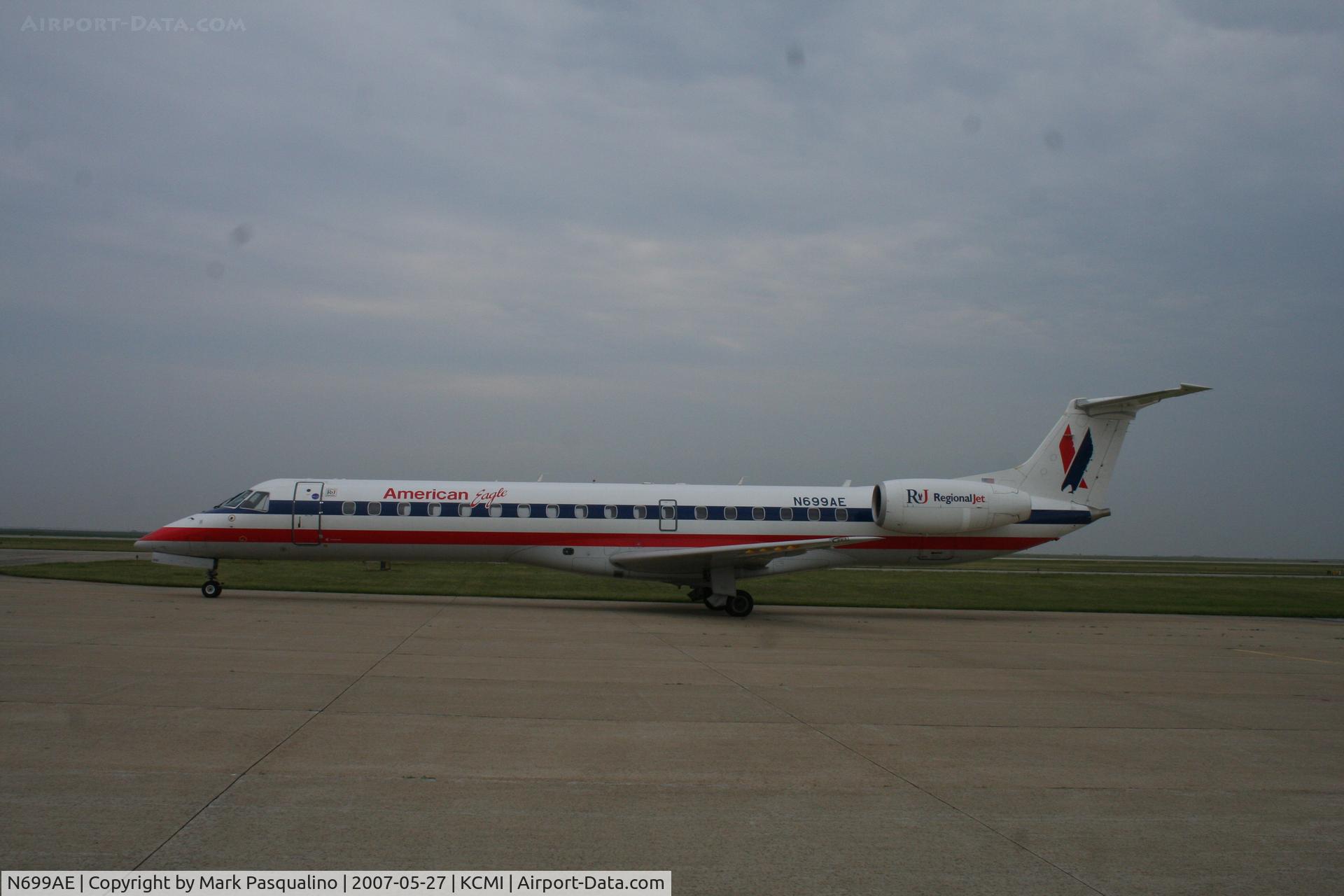 N699AE, 2005 Embraer ERJ-145LR (EMB-145LR) C/N 14500883, EMB-145LR