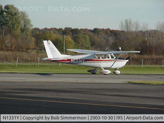 N1331Y, 1961 Cessna 172C C/N 17249031, Carl Good departing Kenton, OH