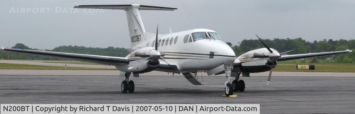 N200BT, 1977 Beech 200 King Air C/N BB-293, 1977 Beech 200 in Danville Va.