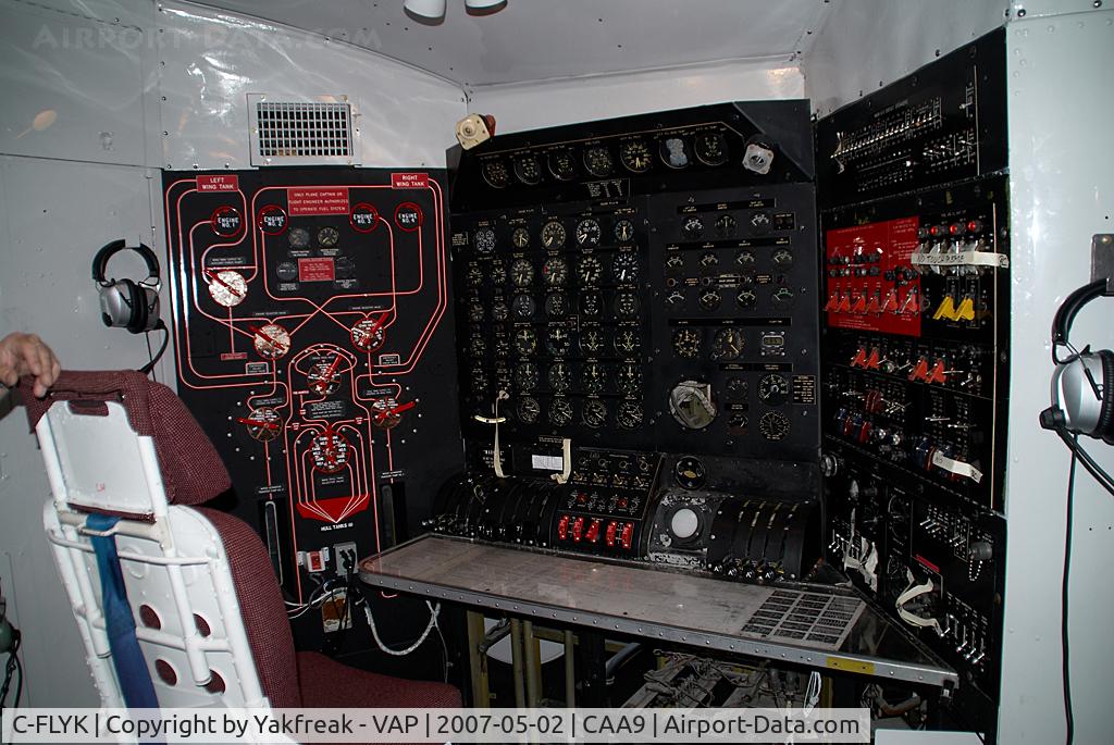 C-FLYK, 1945 Martin JRM-3 Mars C/N 76820, Martin Mars
