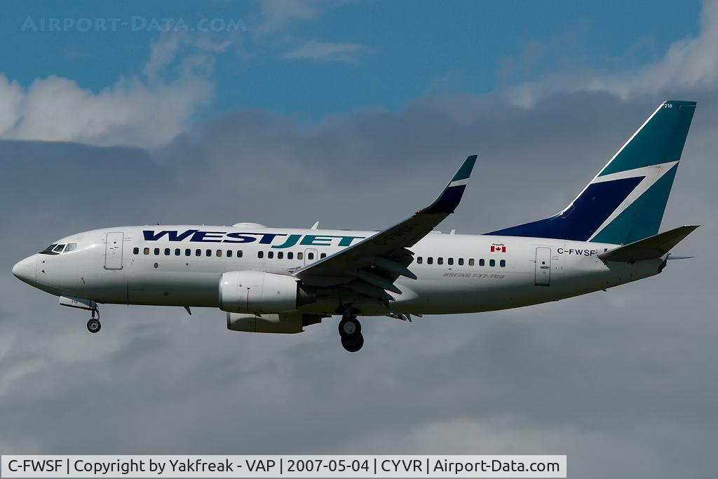 C-FWSF, 2003 Boeing 737-7CT C/N 32758, Westjet Boeing 737-700