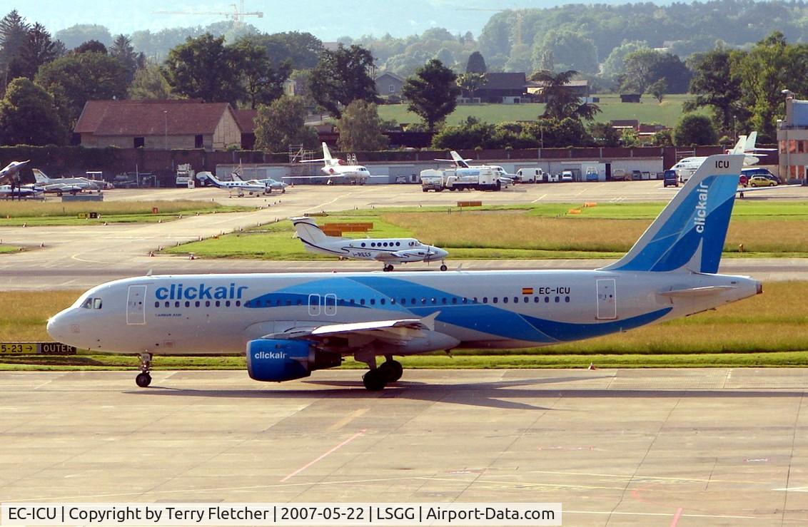EC-ICU, 1992 Airbus A320-211 C/N 303, Airbus A320