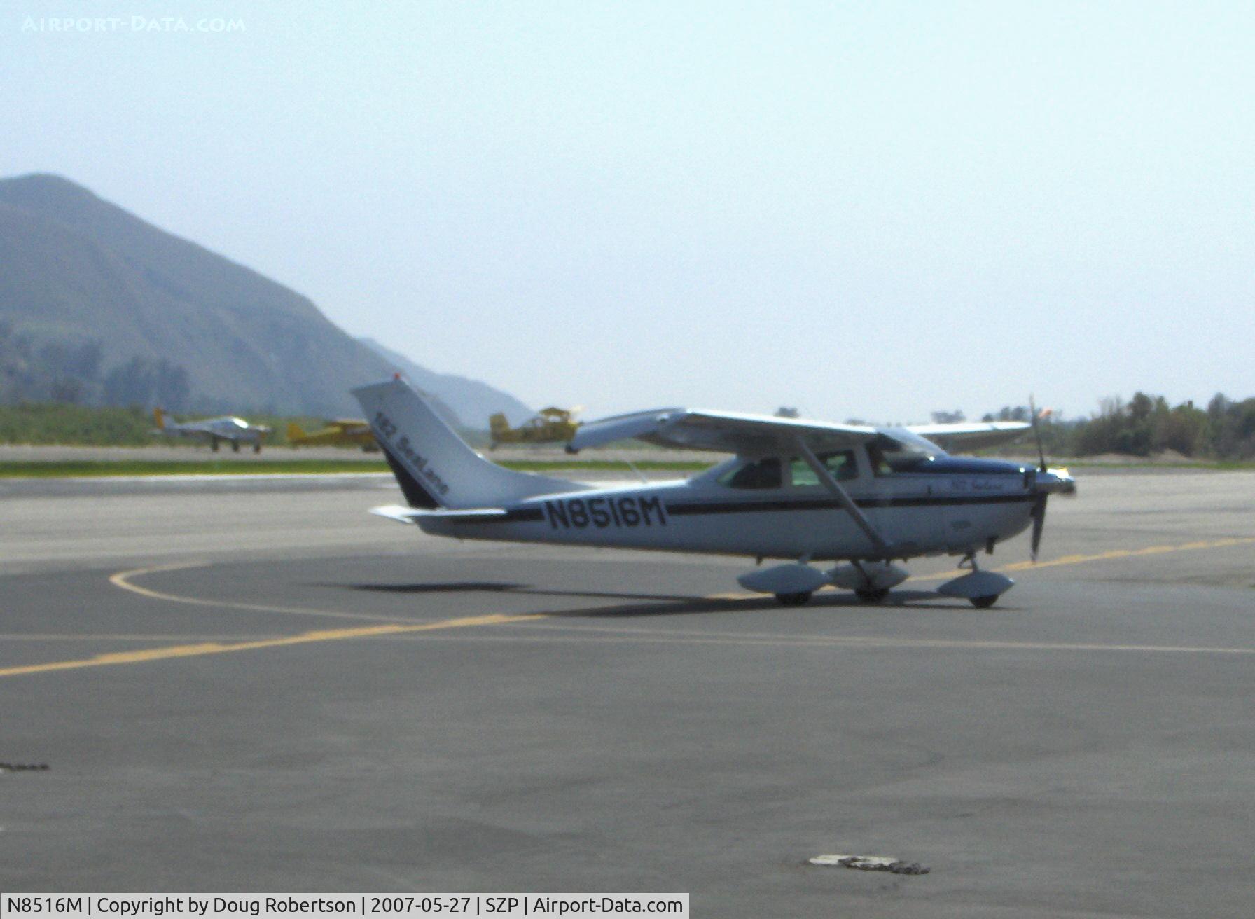 N8516M, 1970 Cessna 182N Skylane C/N 18260446, 1970 Cessna 182N 'SEALANE' conversion, STC'd for seaplane floats, Continental O-470-S 230 Hp, taxi to refuel