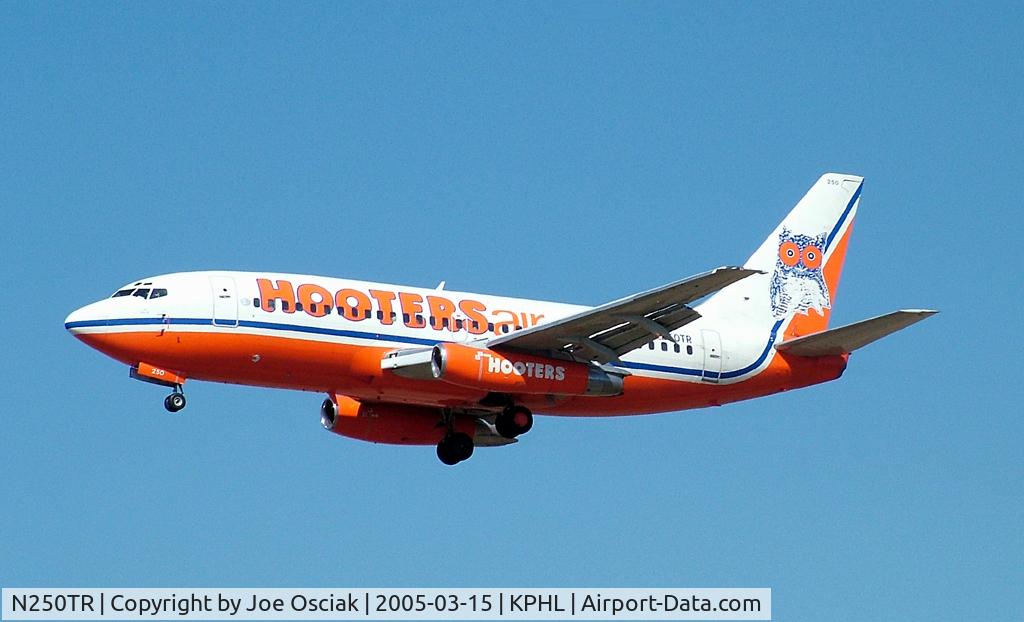 N250TR, 1981 Boeing 737-2K5 C/N 22597, Arriving in Philly