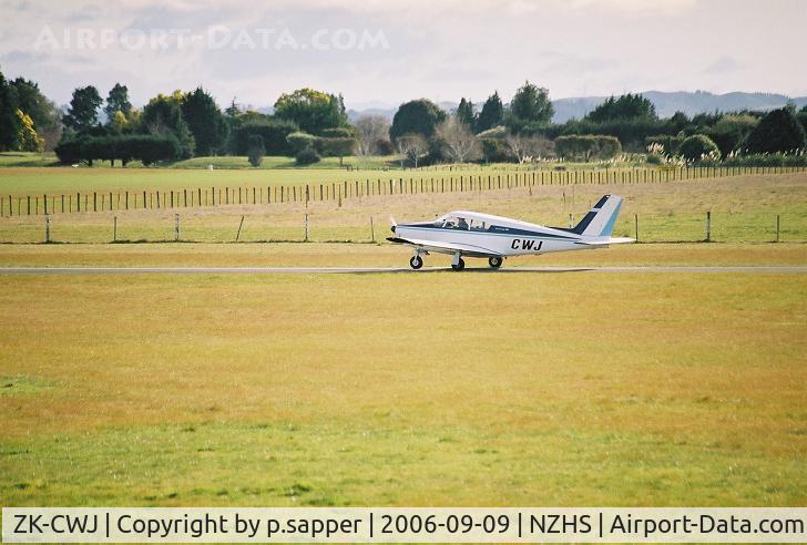 ZK-CWJ, Piper PA-24 Comanche C/N 24-82, rotating