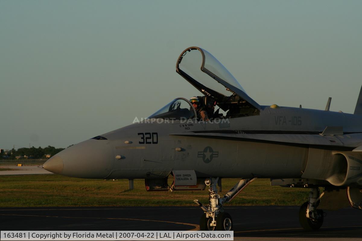 163481, 1988 McDonnell Douglas F/A-18C Hornet C/N 712/C041, F-18