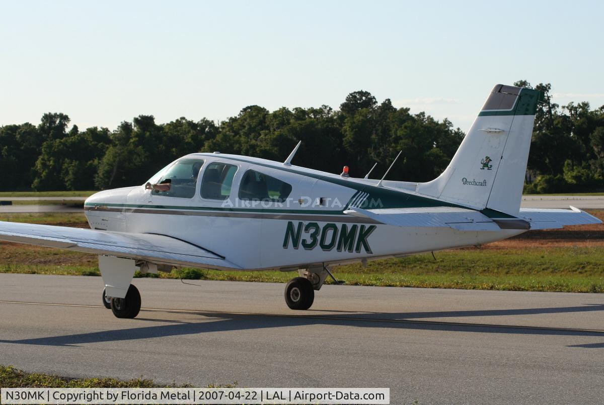 N30MK, 1981 Beech F33A Bonanza C/N CE-989, F33