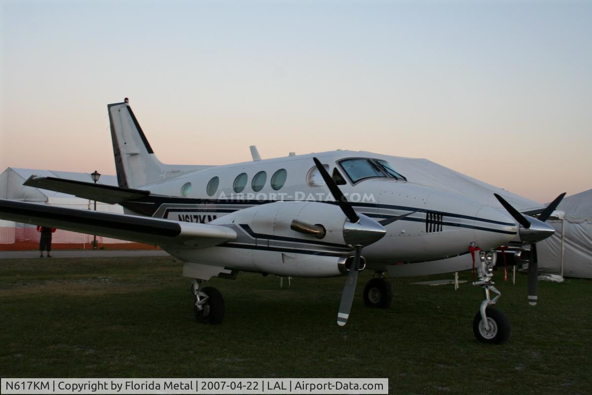 N617KM, Beech C90A King Air C/N LJ-1095, C90A