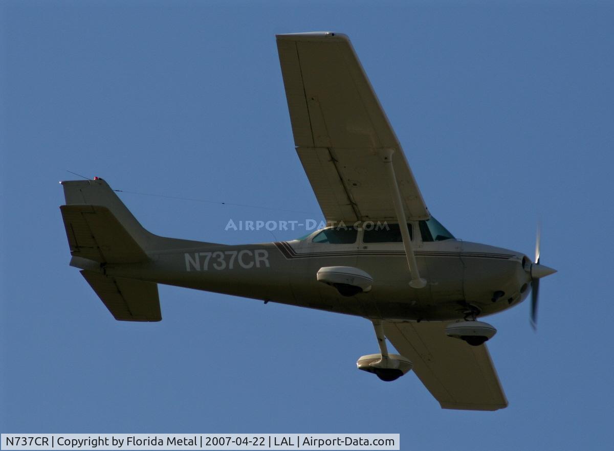 N737CR, 1977 Cessna 172N C/N 17269318, C172N