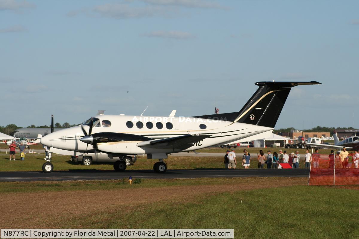 N877RC, 1981 Beech B200 King Air C/N BB-978, B200
