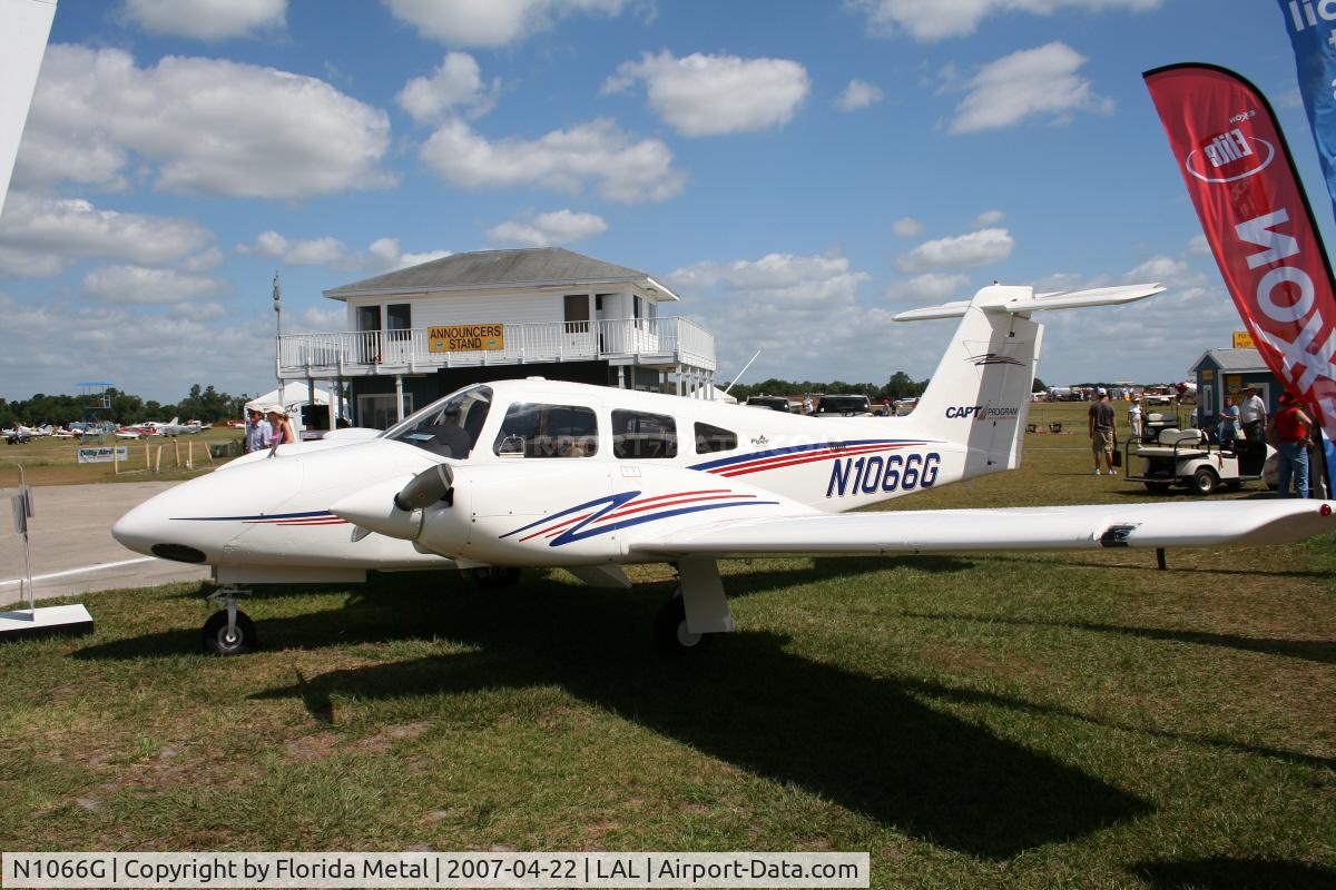 N1066G, 2006 Piper PA-44-180 Seminole C/N 4496233, PA-44