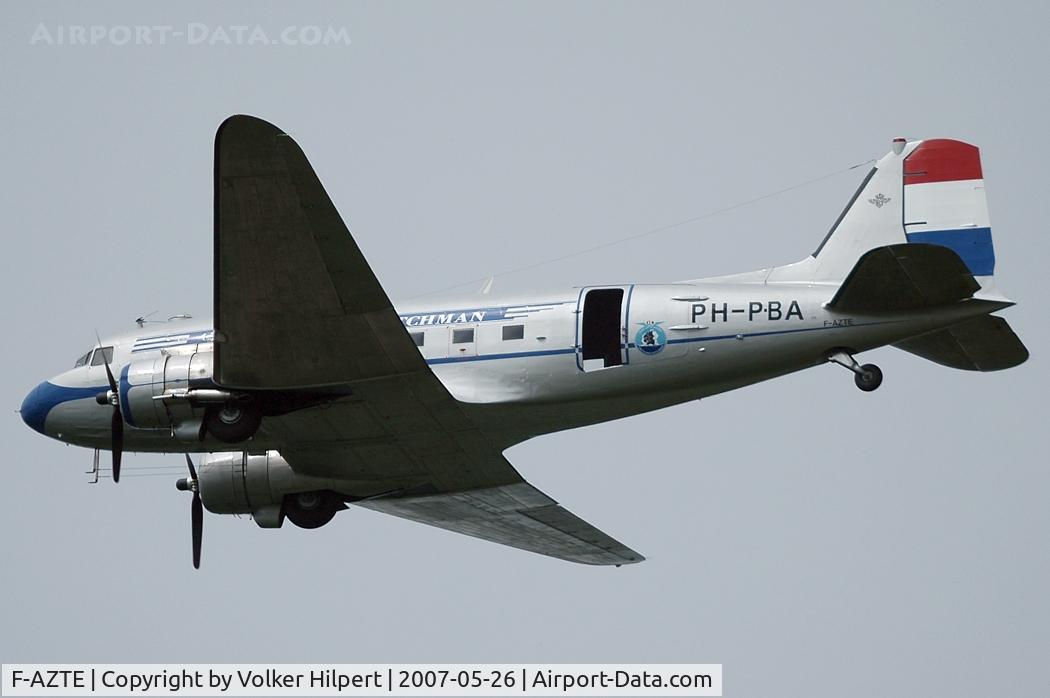 F-AZTE, 1943 Douglas C-47A-1-DL  Skytrain C/N 9172, at the LFFQ airshow 2007