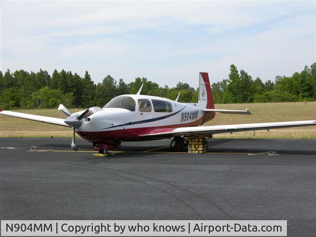 N904MM, 2005 Mooney M20R Ovation C/N 29-0396, bad landing