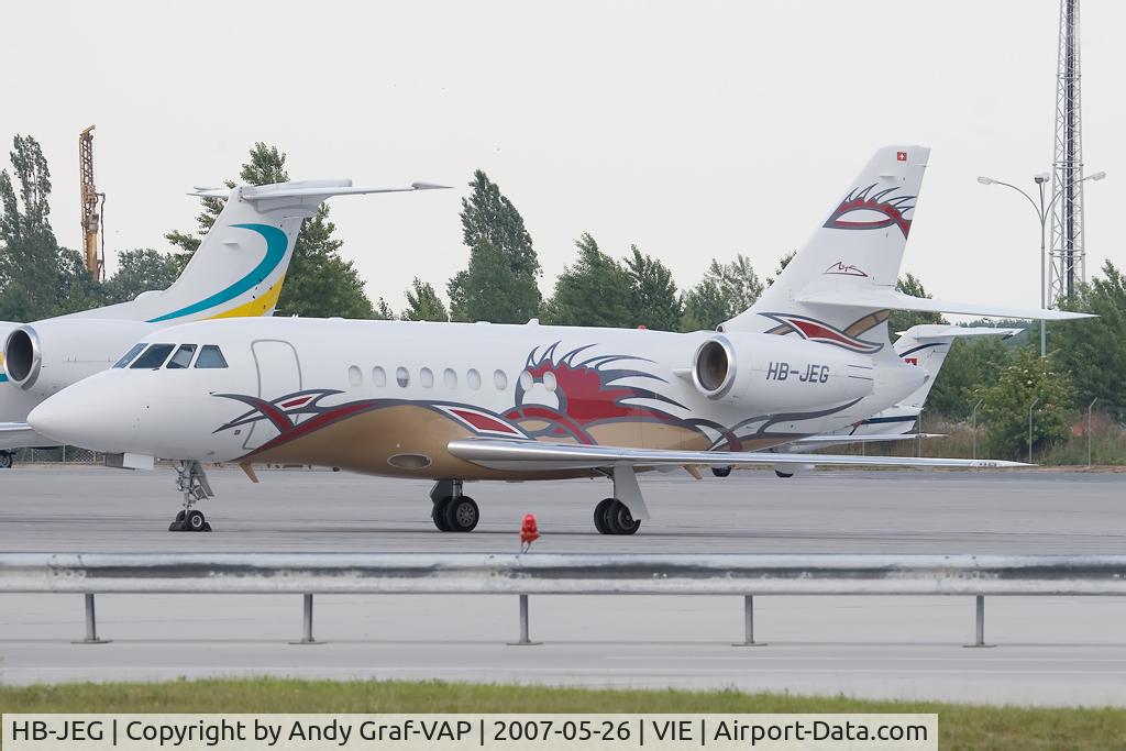 HB-JEG, 2004 Dassault Falcon 2000EX C/N 34, Comlux Falcon2000