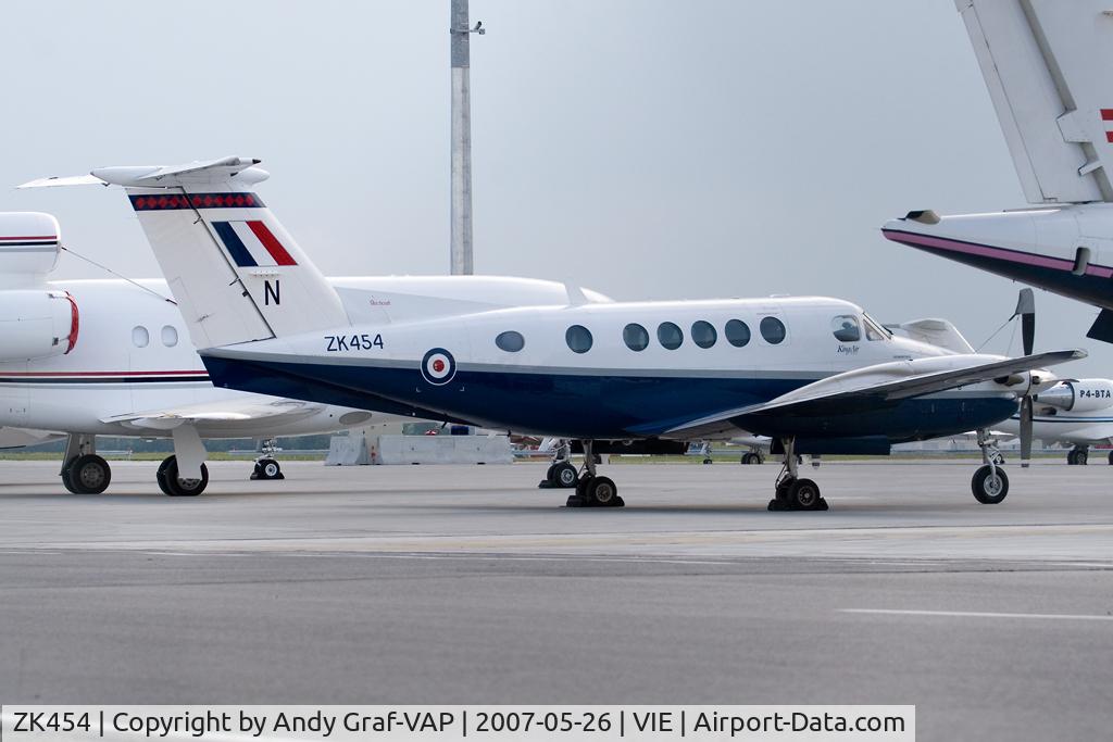 ZK454, 2003 Raytheon B200 King Air C/N BB-1835, Royal Air Force Beech200