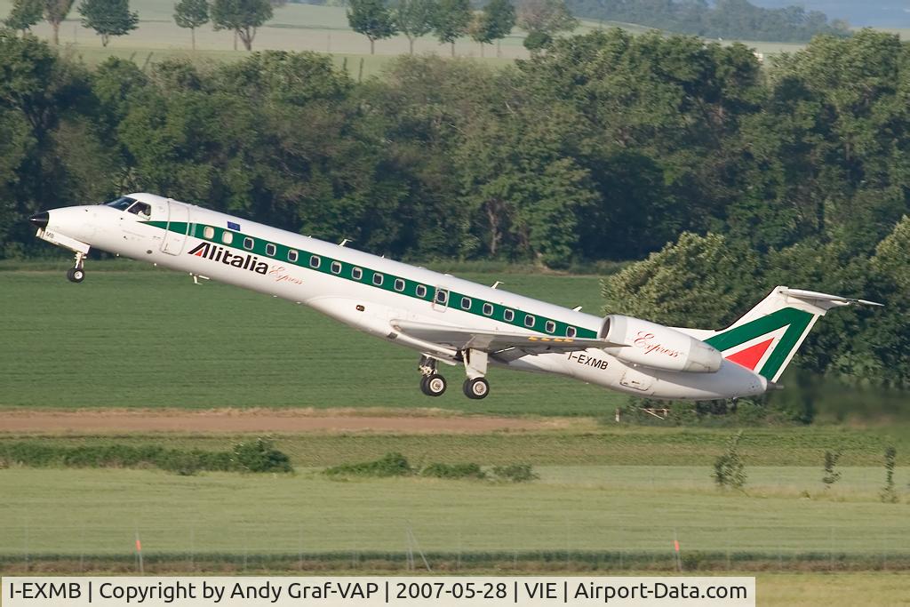 I-EXMB, 2000 Embraer ERJ-145LR (EMB-145LR) C/N 145330, Alitalia EMB145