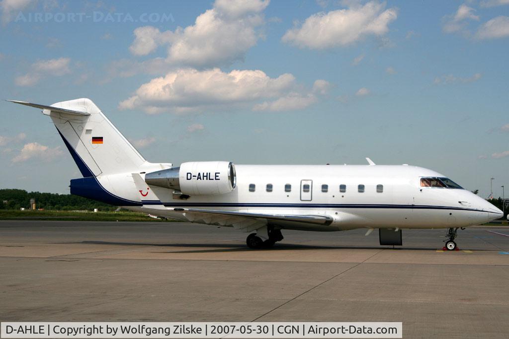 D-AHLE, 2000 Bombardier Challenger 604 (CL-600-2B16) C/N 5462, visitor