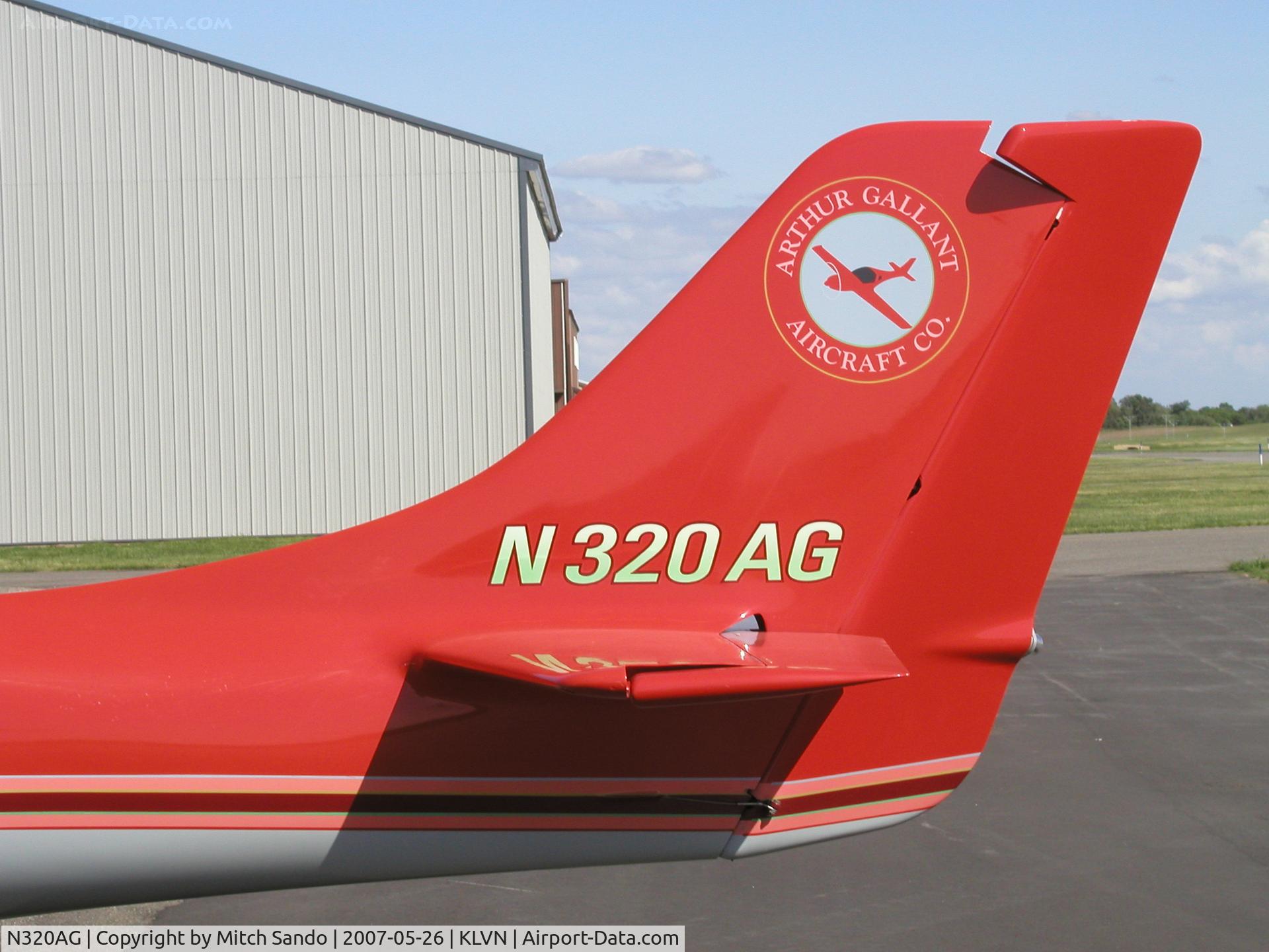 N320AG, 1991 Lancair 320 C/N 370-320-12614P2, Close-up picture of the tail.