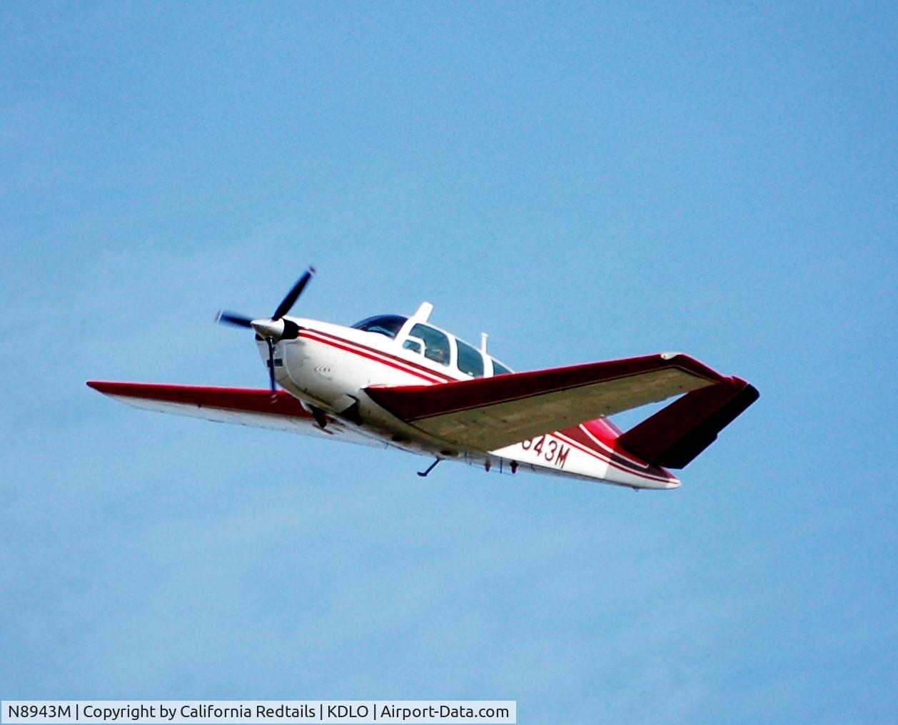 N8943M, 1964 Beech S35 Bonanza C/N D-7321, Four-Three-Mike climb out over KDLO