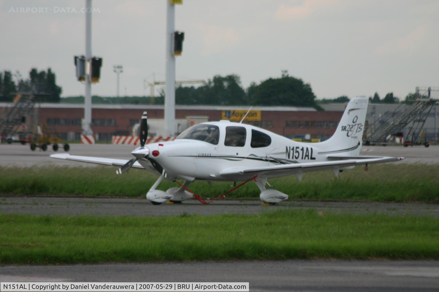 N151AL, 2006 Cirrus SR22 C/N 2222, cloudy day