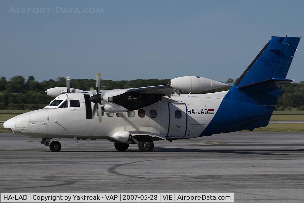 HA-LAD, 1990 Let L-410UVP-E8A Turbolet C/N 902516, Let 410