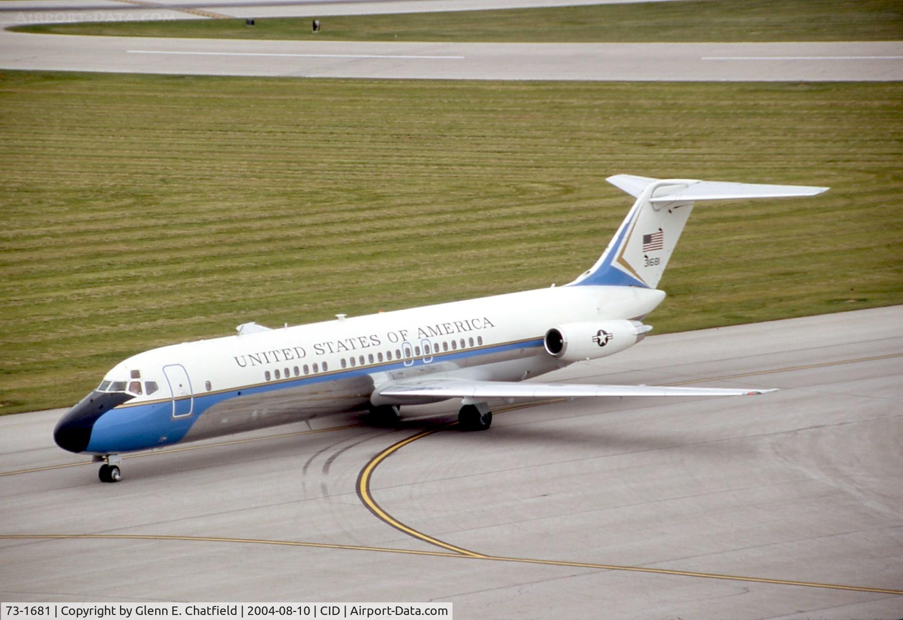 73-1681, 1973 McDonnell Douglas C-9C (DC-9-32) C/N 47668, VC-9C bringing in the V.P.