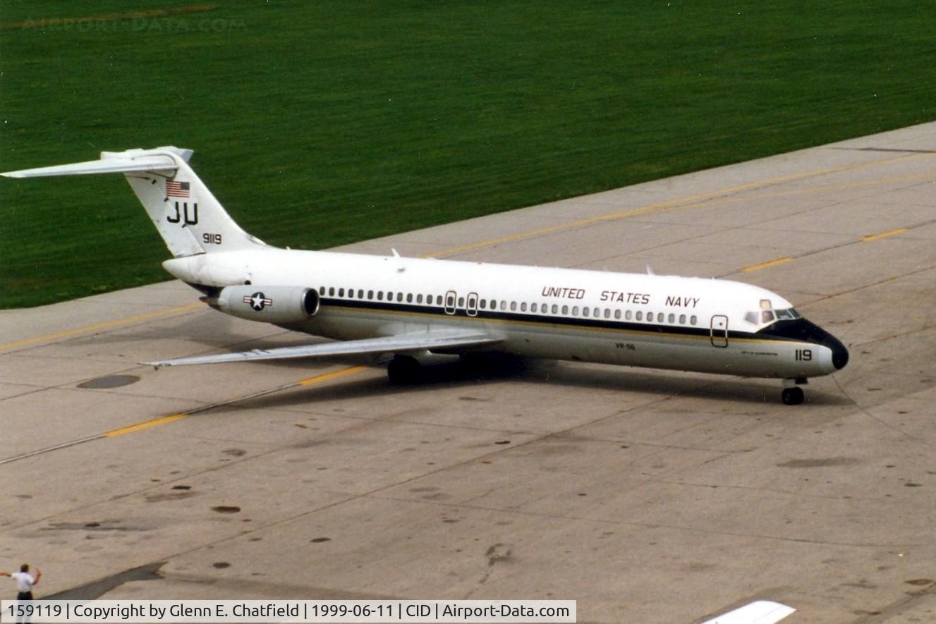 159119, 1973 McDonnell Douglas C-9B Skytrain II C/N 47578, C-9B parking at the base of the control tower