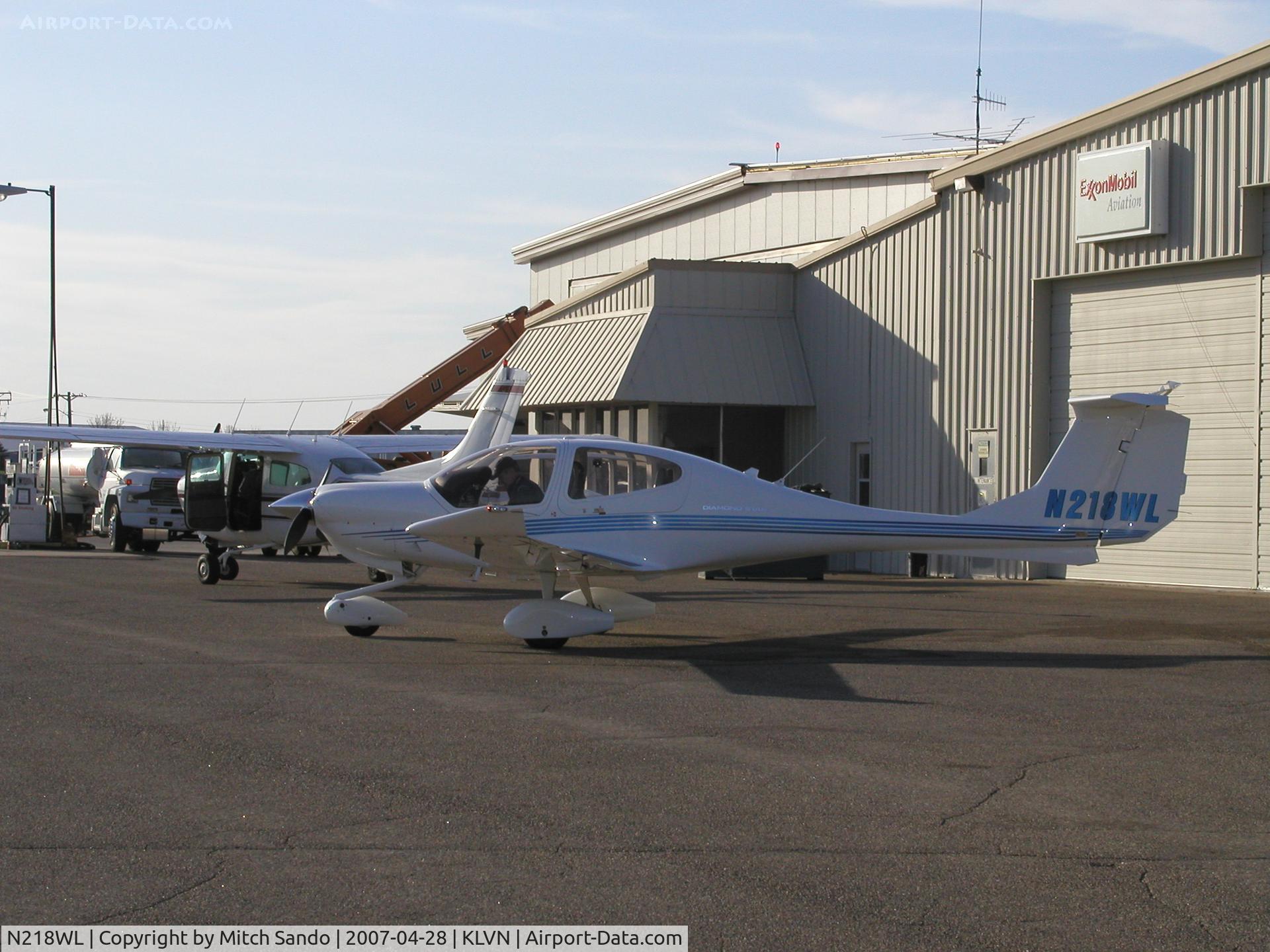 N218WL, 2004 Diamond DA-40 Diamond Star C/N 40.387, Angel Flight America NGF8WL parked at Airlake after a flight from Ottumwa, Iowa (OTM).