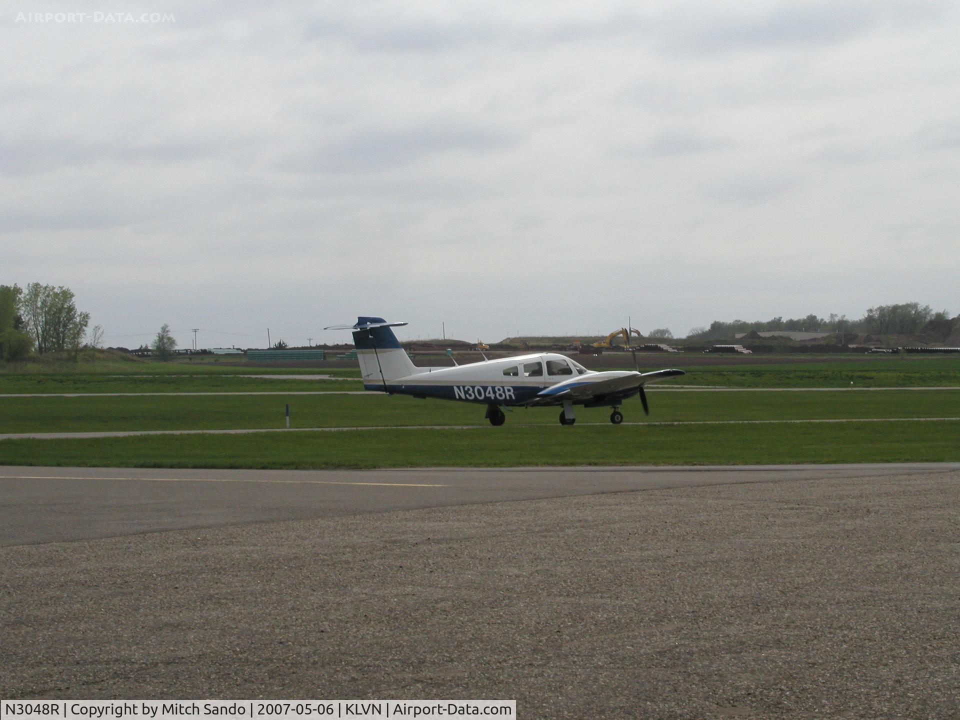 N3048R, 1979 Piper PA-44-180 Seminole C/N 44-7995242, Taxiing out for a 12 departure.