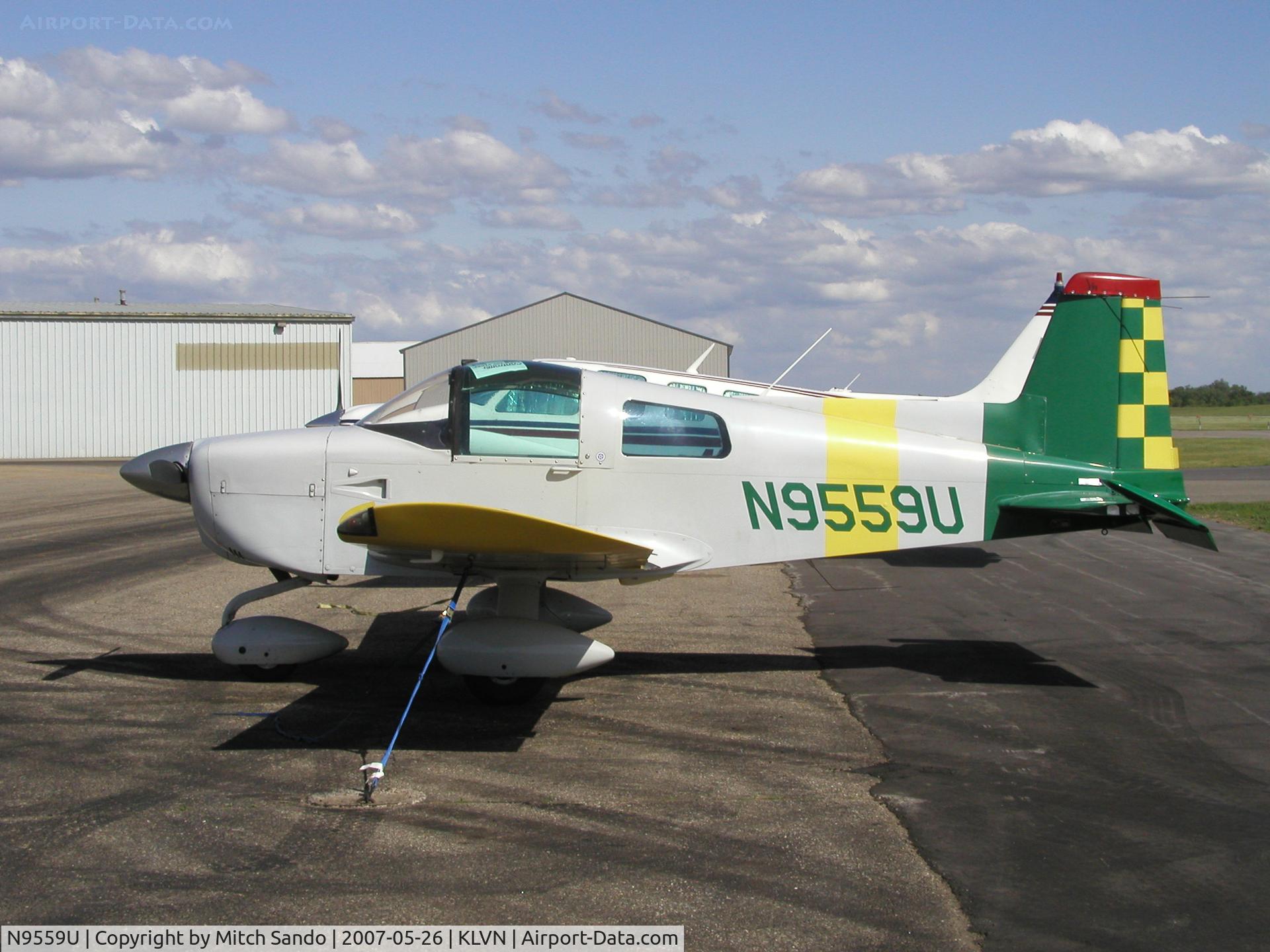 N9559U, 1977 Grumman American AA-1C Lynx C/N AA1C0056, Lynx parked at Airlake.