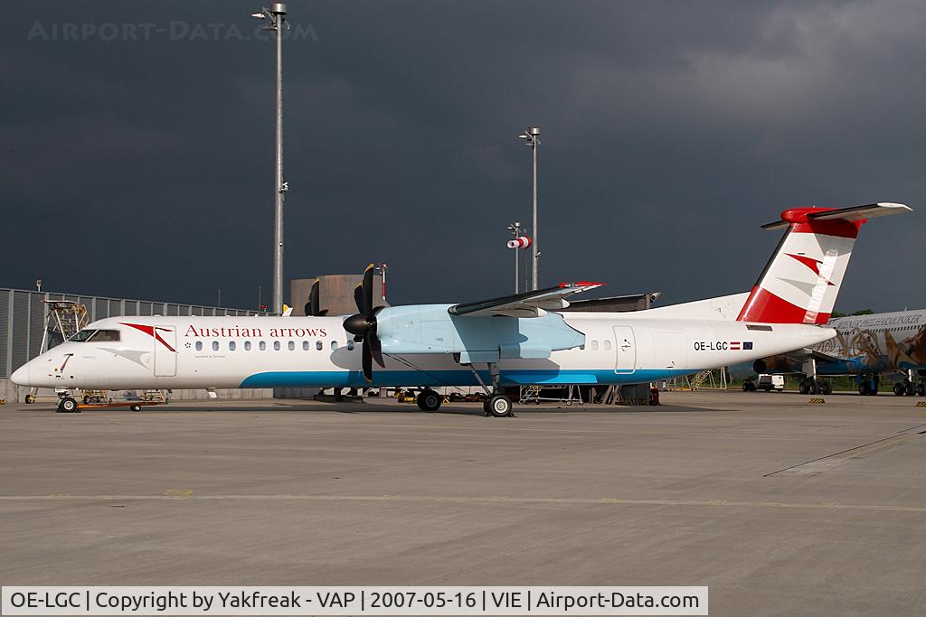 OE-LGC, 2000 De Havilland Canada DHC-8-402Q Dash 8 C/N 4026, Austrian Arrows Dash 8-400