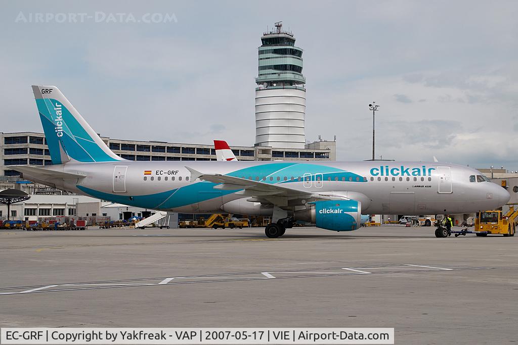 EC-GRF, 1990 Airbus A320-211 C/N 136, Clickair Airbus 320