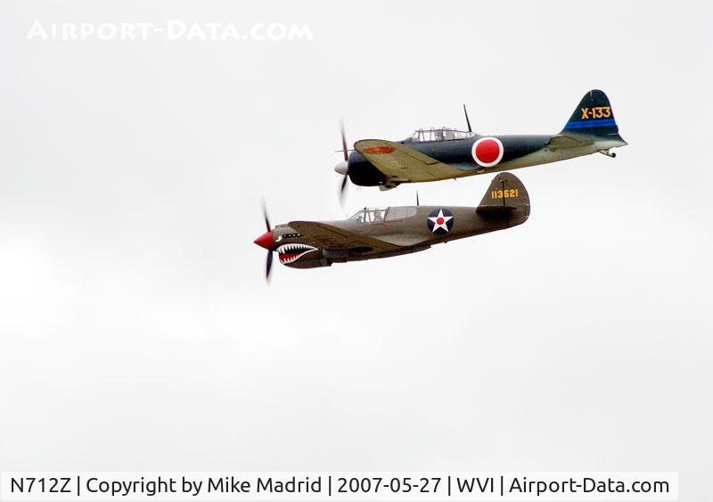 N712Z, 1942 Mitsubishi A6M3 Reisen (Zero) C/N 3869, Formation with P40